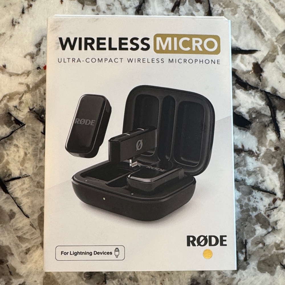 RØDE Wireless Microphone for Lightning Devices - Black